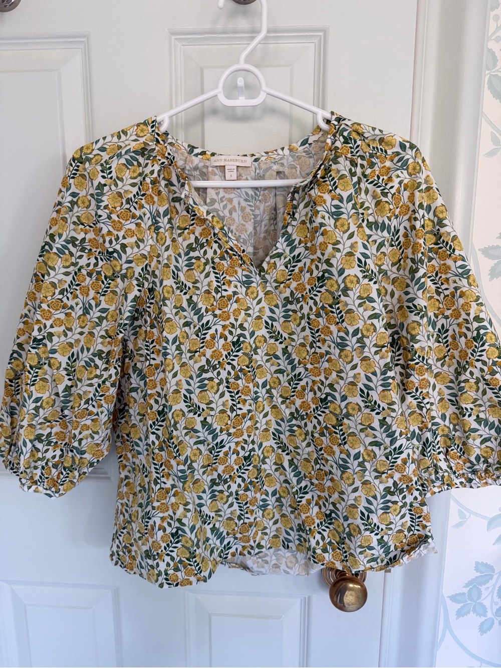 ANN MASHBURN White Yellow Green Floral V-Neck Cotton Blouse